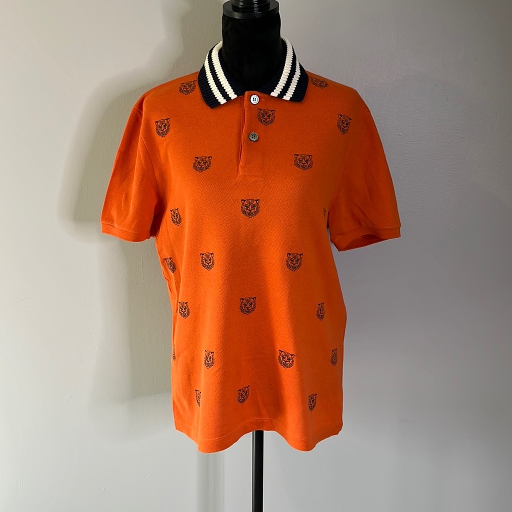 Gucci Polo with tiger designs and knit collar (barely worn)